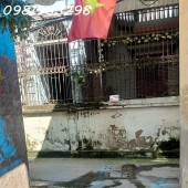 BÍ TIỀN ĐẦU TƯ GIA ĐÌNH CẦN BÁN NHÀ LÔ GÓC
